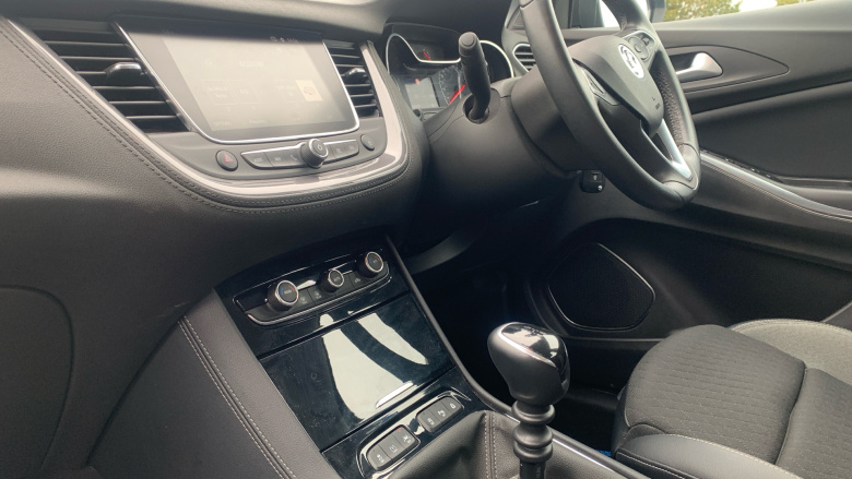 Vauxhall Grandland X 1.2 Turbo Sport Nav 5dr Petrol Hatchback